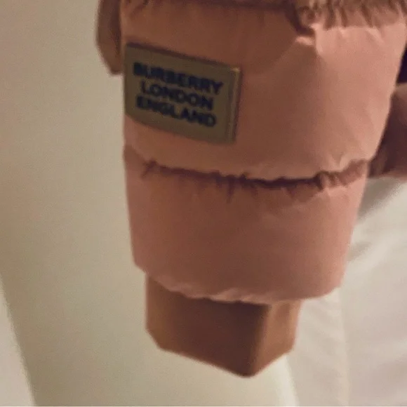 BURBERRY LONDON NEWBRIDGE PUFFER JACKET. - Picture 4 of 12